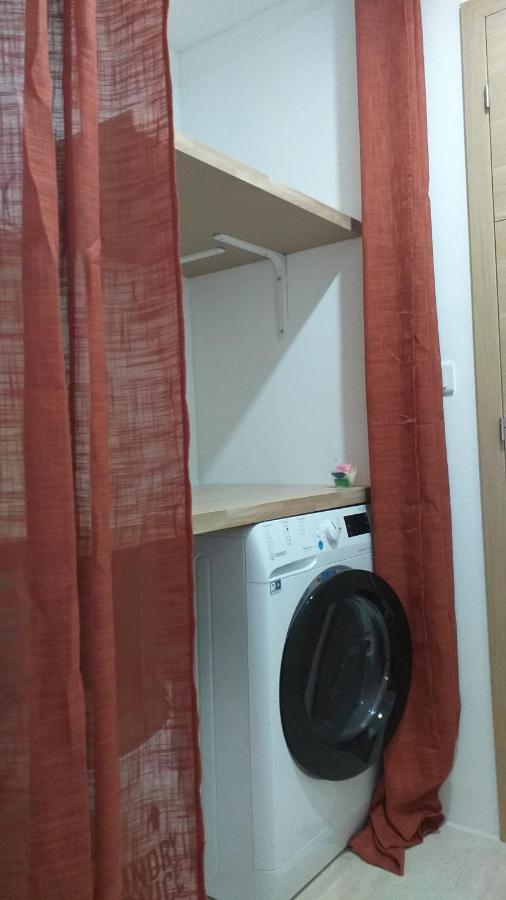 Magnifique Appartement 2 Chambres Avec 50 M2 De Jardin Privatif 라 크라우 외부 사진